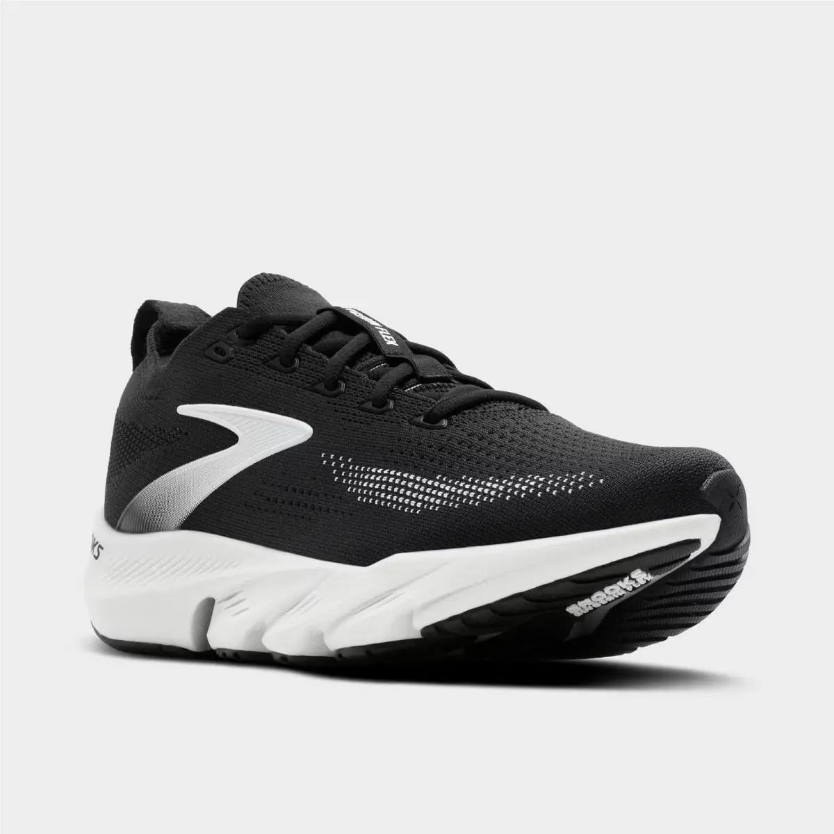 Brooks shoes - 1204671B 087 - Black/White 1