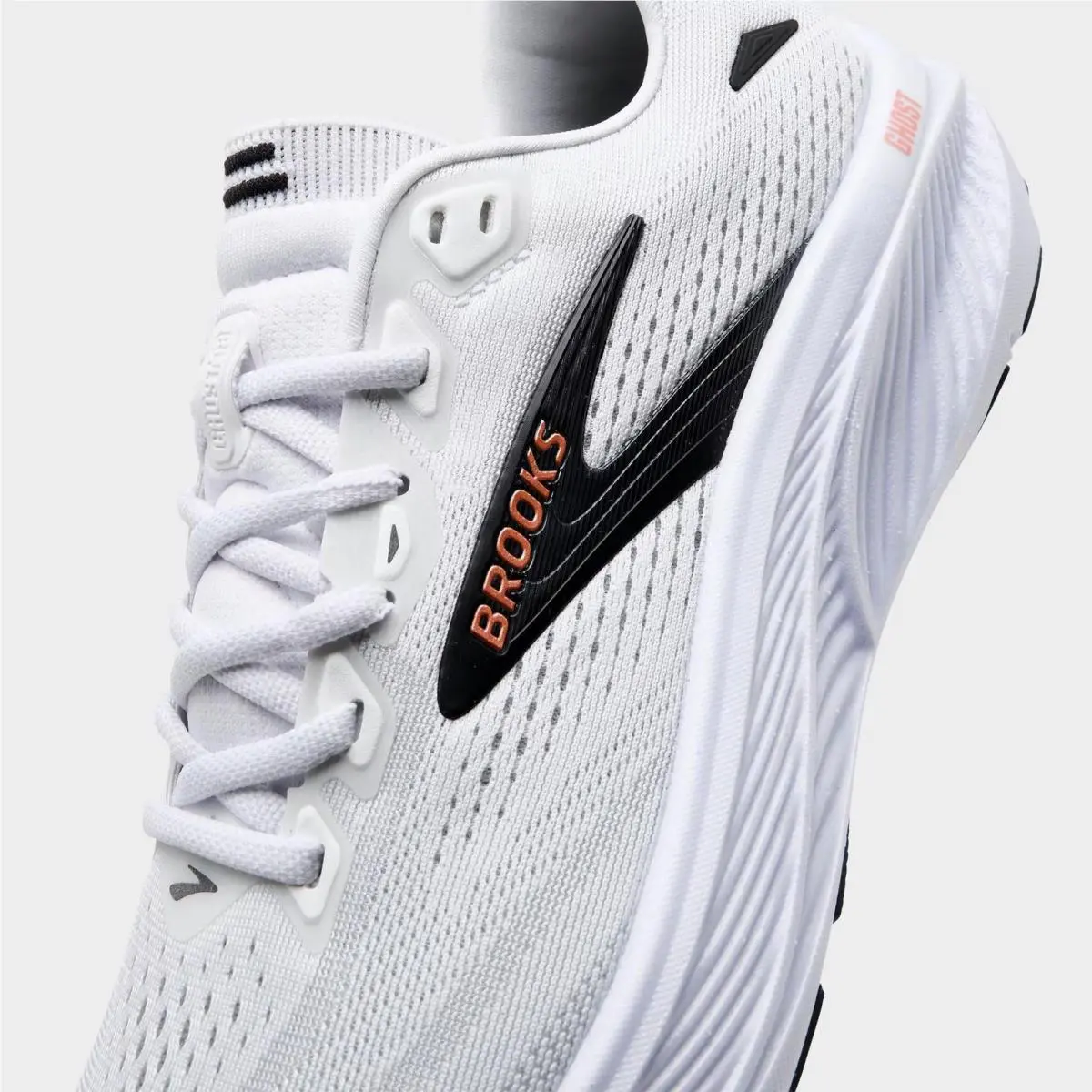 Brooks shoes - 1204821B 105 - White/Black/Rose Gold 4