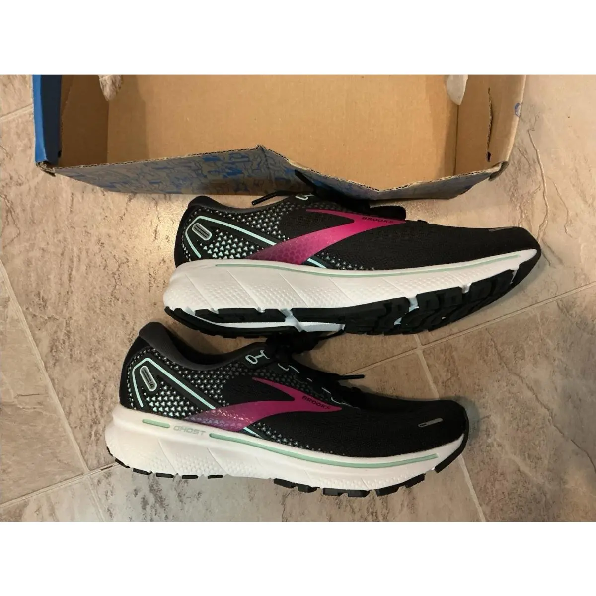 Brooks shoes - Brooks Ghost - Ghost - Black 5