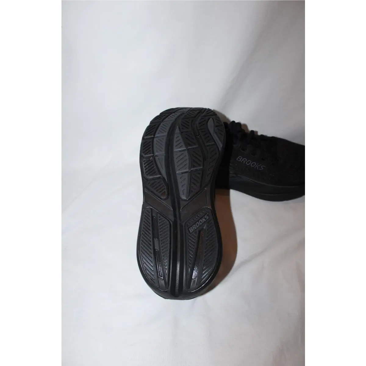 Brooks shoes - Brooks Ghost Max - Ghost Max - Black 6