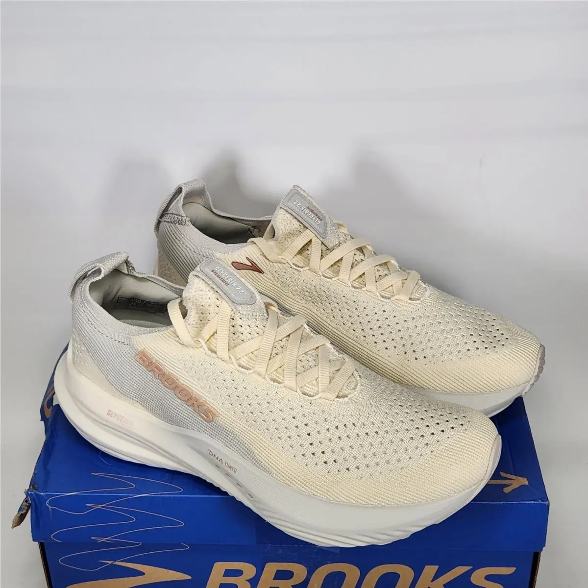 Brooks shoes - Brooks Glycerin StealthFit 22 - Glycerin StealthFit - Beige 0