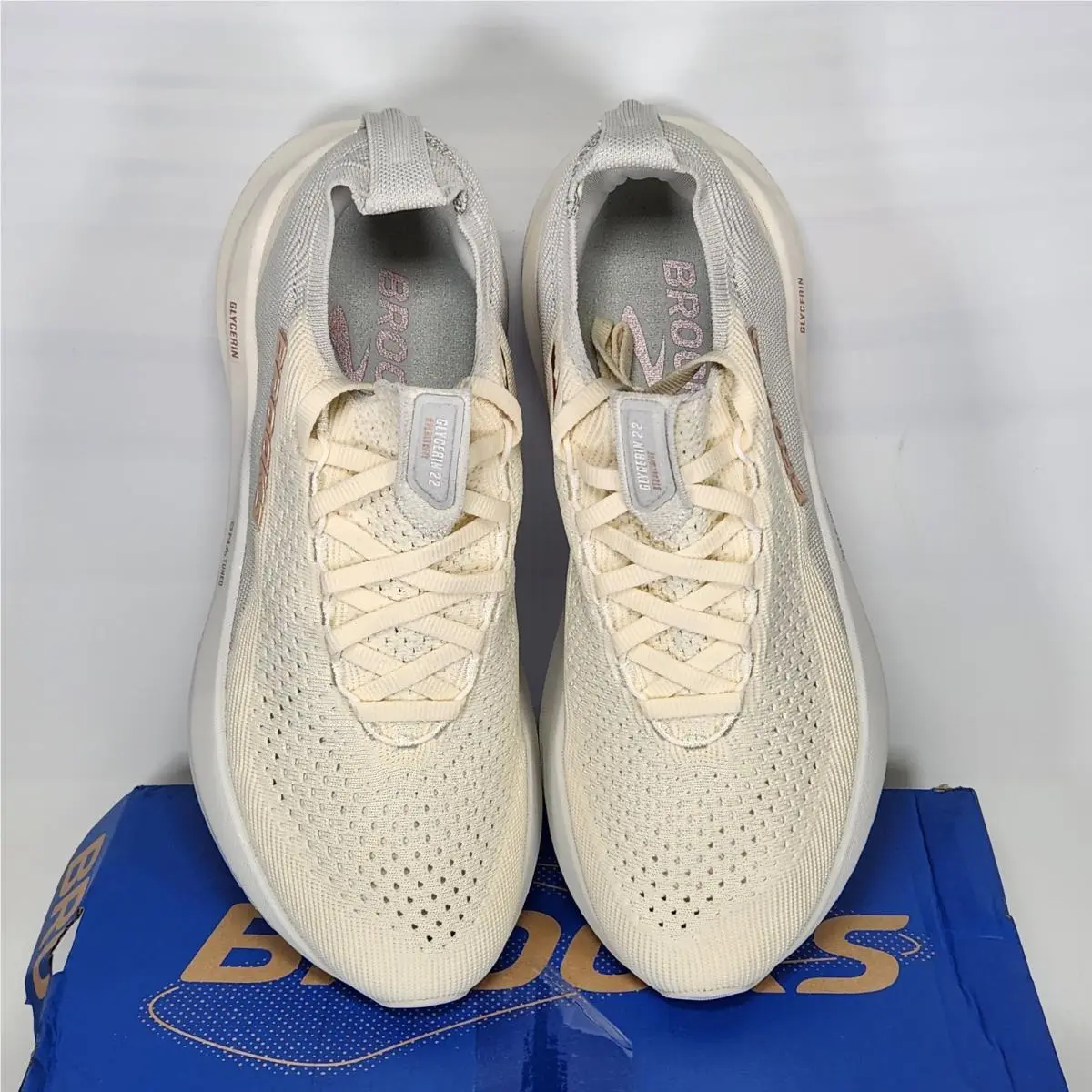 Brooks shoes - Brooks Glycerin StealthFit 22 - Glycerin StealthFit - Beige 1