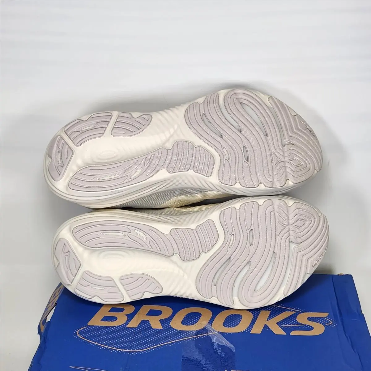 Brooks shoes - Brooks Glycerin StealthFit 22 - Glycerin StealthFit - Beige 3