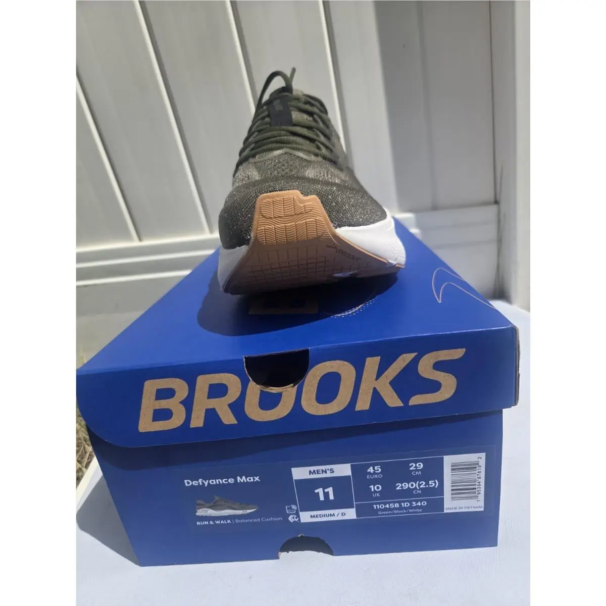 Brooks shoes - 1104581D340 - 110458 1D 340 - Green/Black /White (UPC: 195394876192) 1