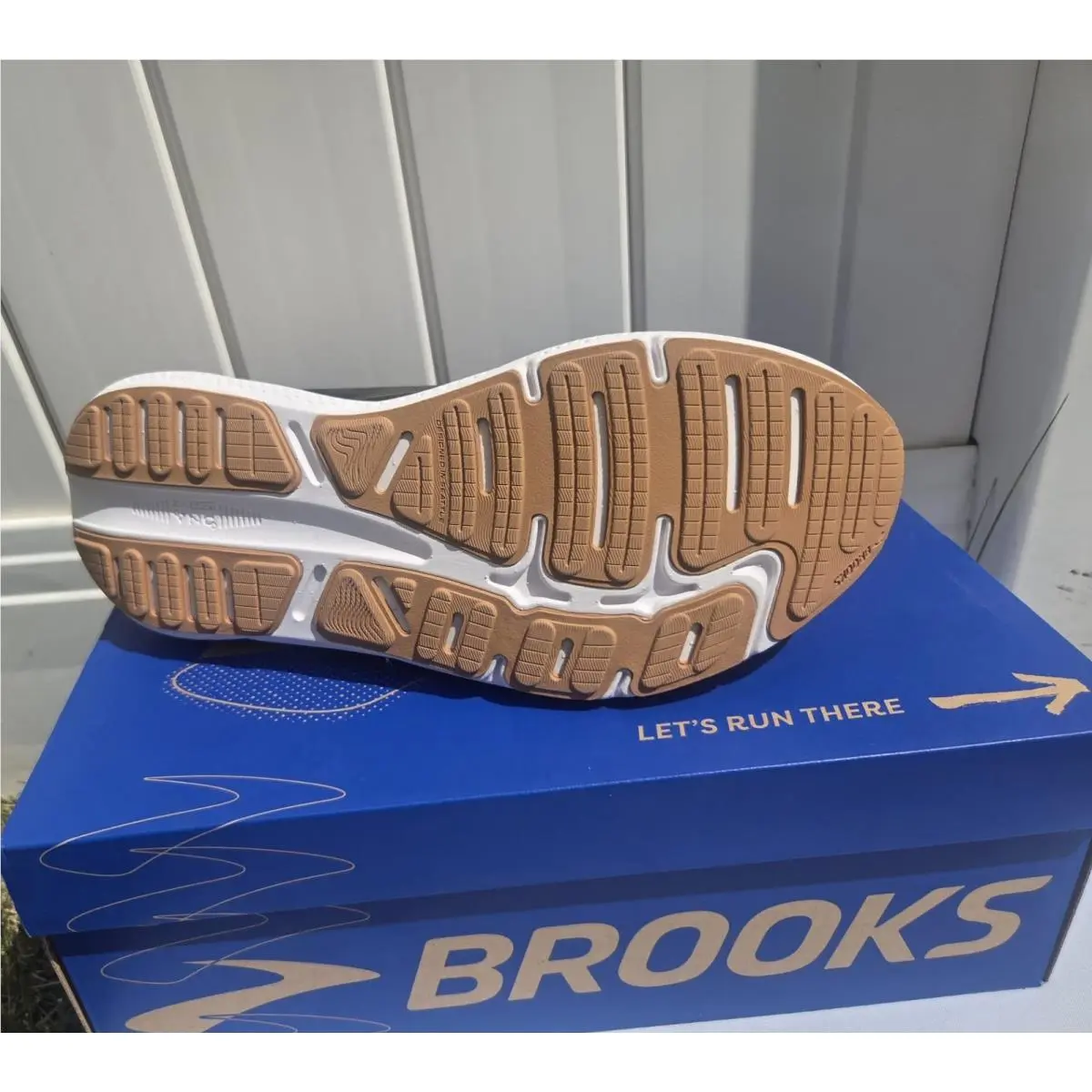 Brooks shoes - 1104581D340 - 110458 1D 340 - Green/Black /White (UPC: 195394876192) 3