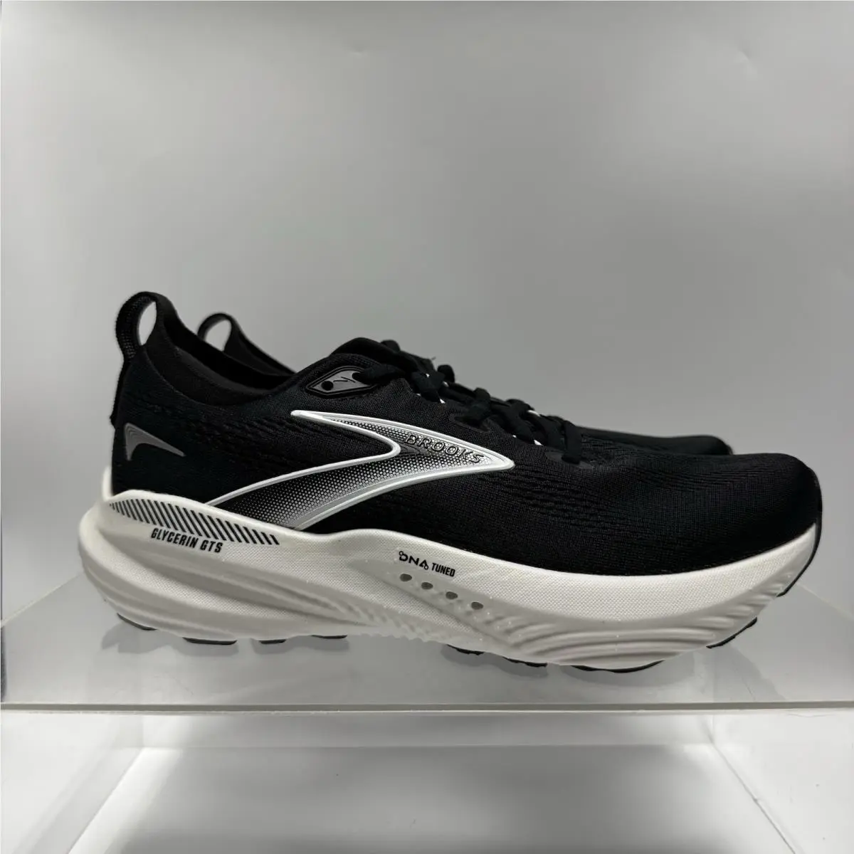 Brooks shoes - Brooks Glycerin GTS 22 - Glycerin GTS - 1104461D090 - Black 0