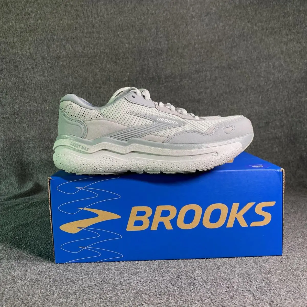 Brooks shoes - Brooks Ghost Max SE - Ghost Max - 1104441D034 - Gray 3