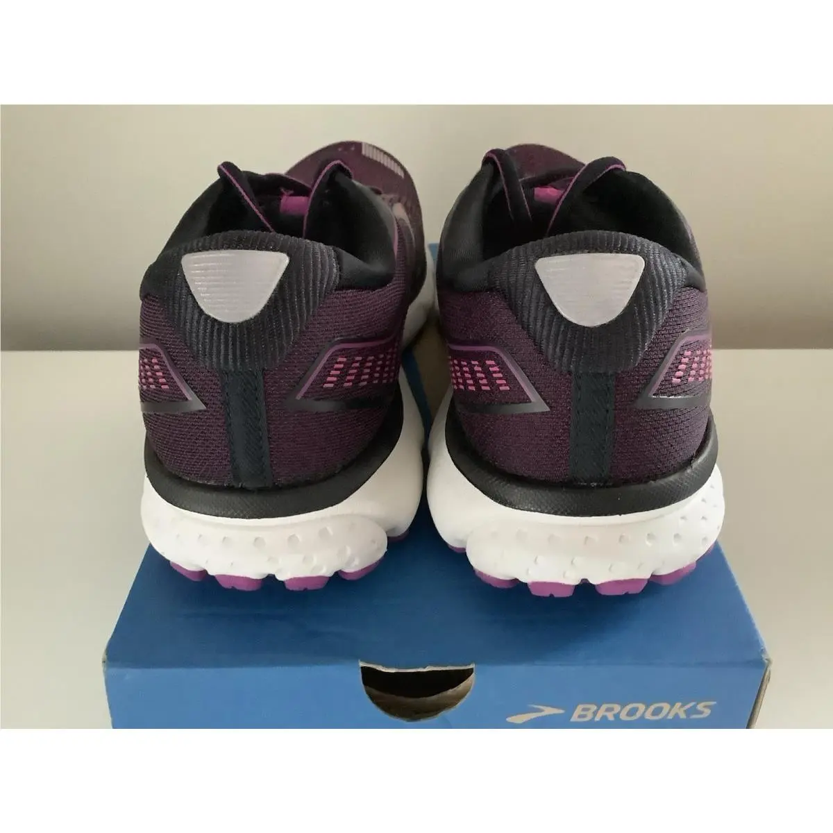 Brooks shoes - Pink 0