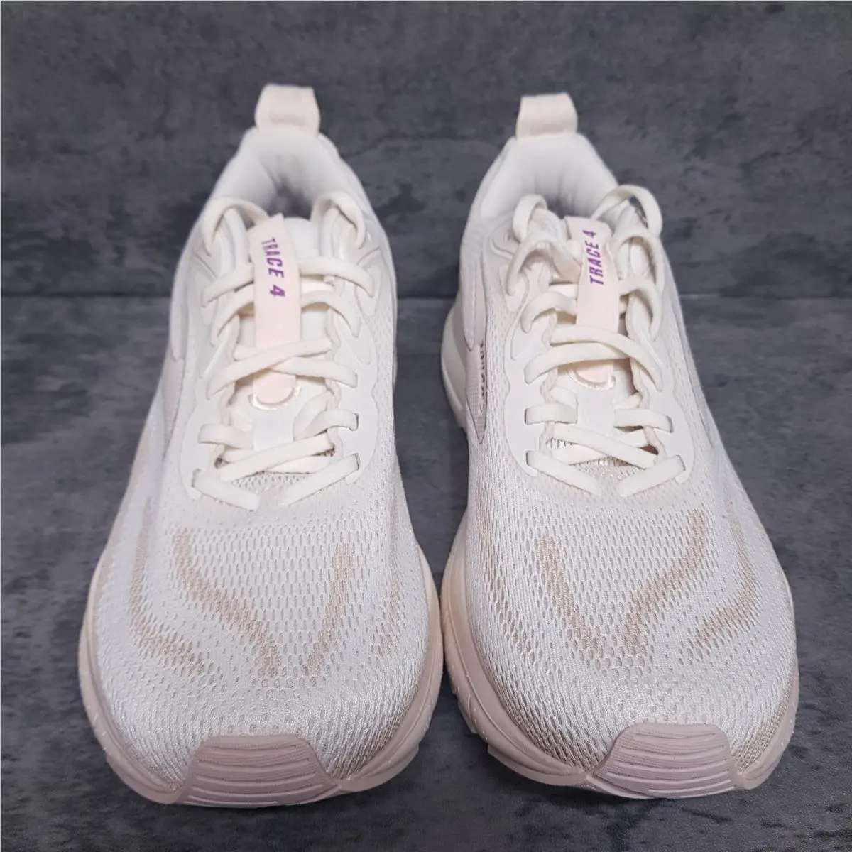 Brooks shoes - Brooks Trace 4 - Trace - 120441-1B-111 - Ivory 1