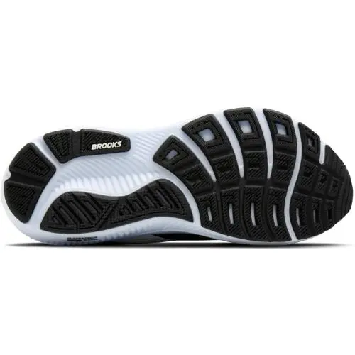 Brooks shoes - Black 4