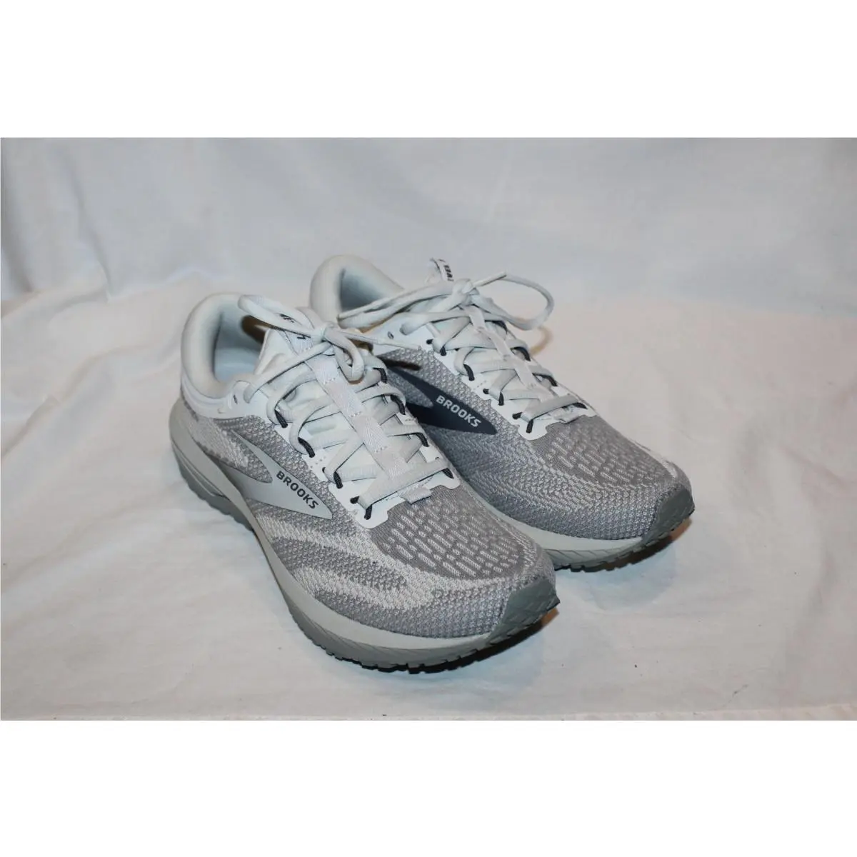 Brooks shoes - Gray 0