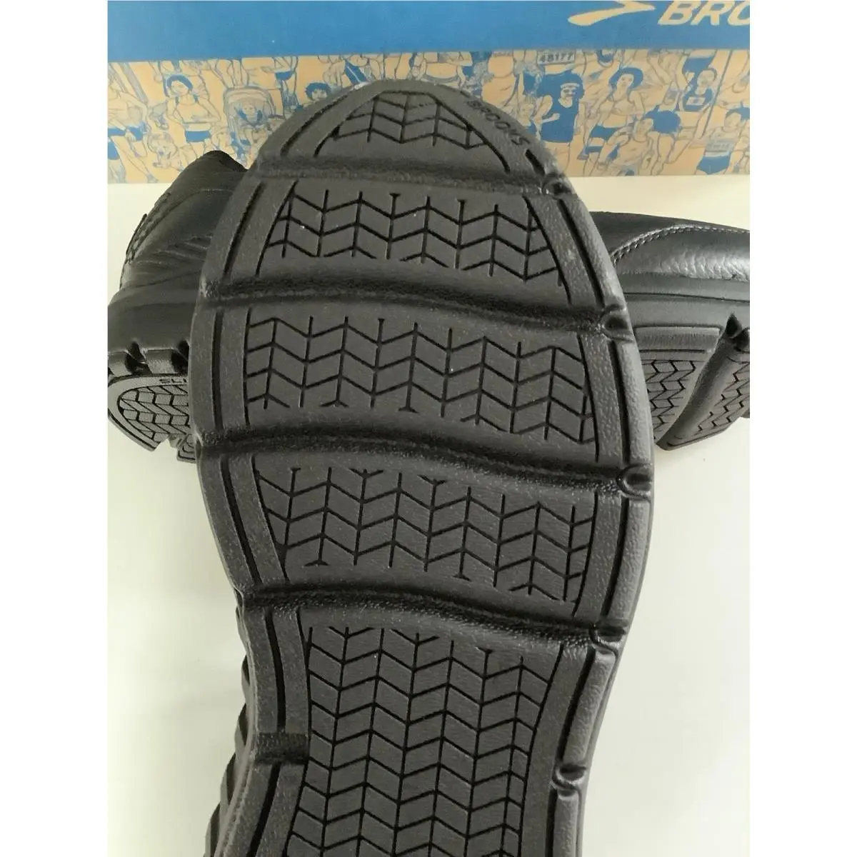 Brooks shoes - Brooks Addiction Walker - Addiction Walker - Black 5