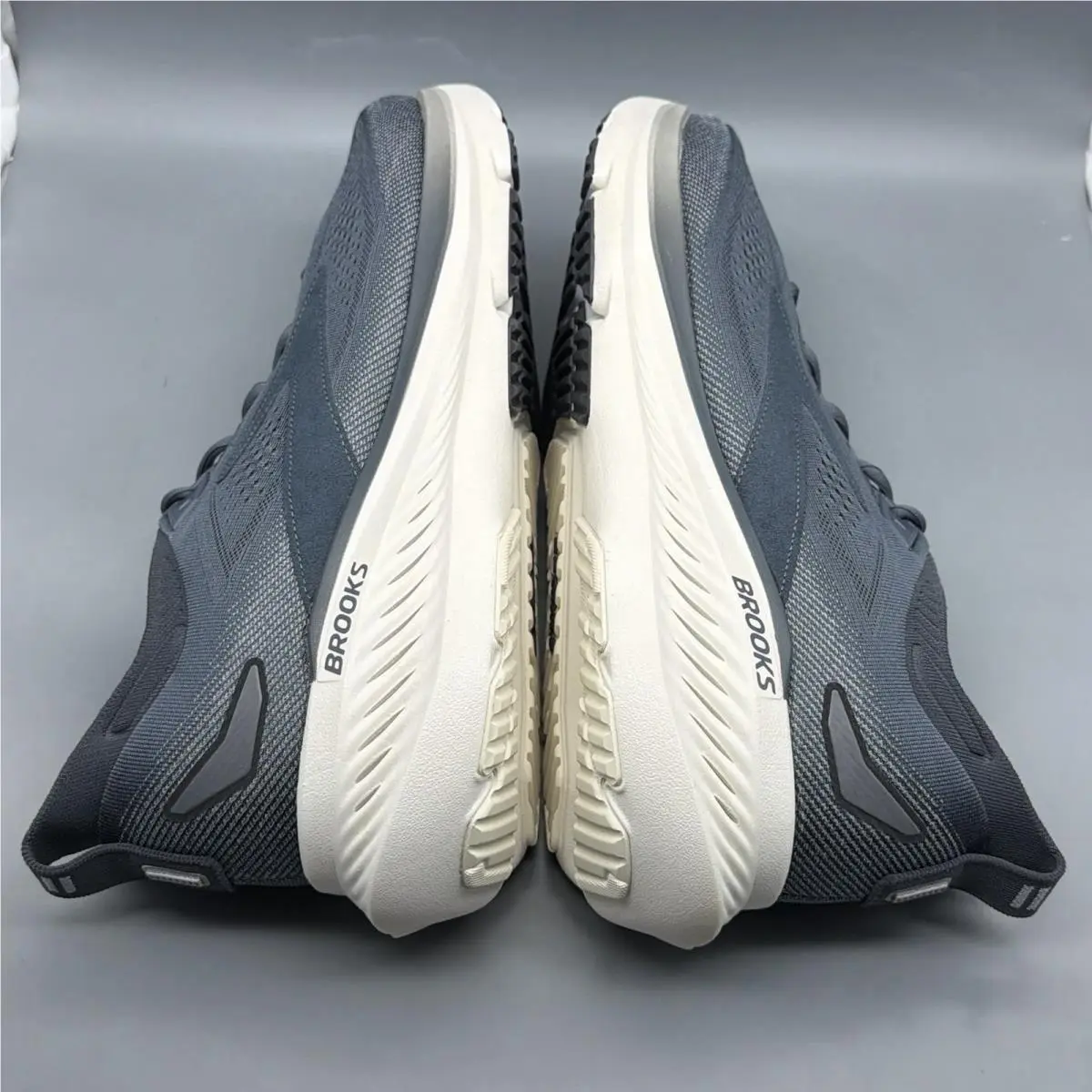 Brooks shoes - Glycerin 23 - Glycerin - 1104761D061 - Gray 4