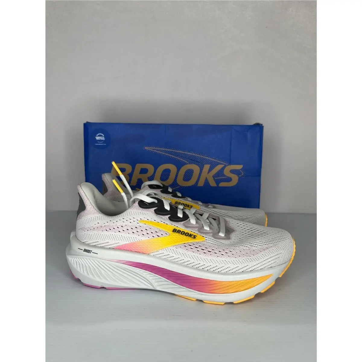 Brooks shoes - Brooks Ghost 7 - Ghost - 120431 2E 070 - White 2