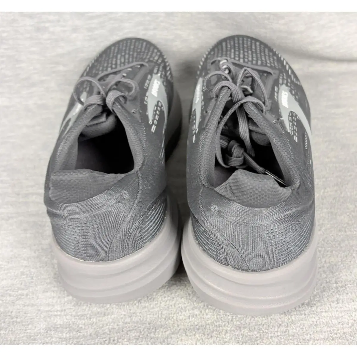 Brooks shoes - Brooks Revel 8 - Revel - Gray 3