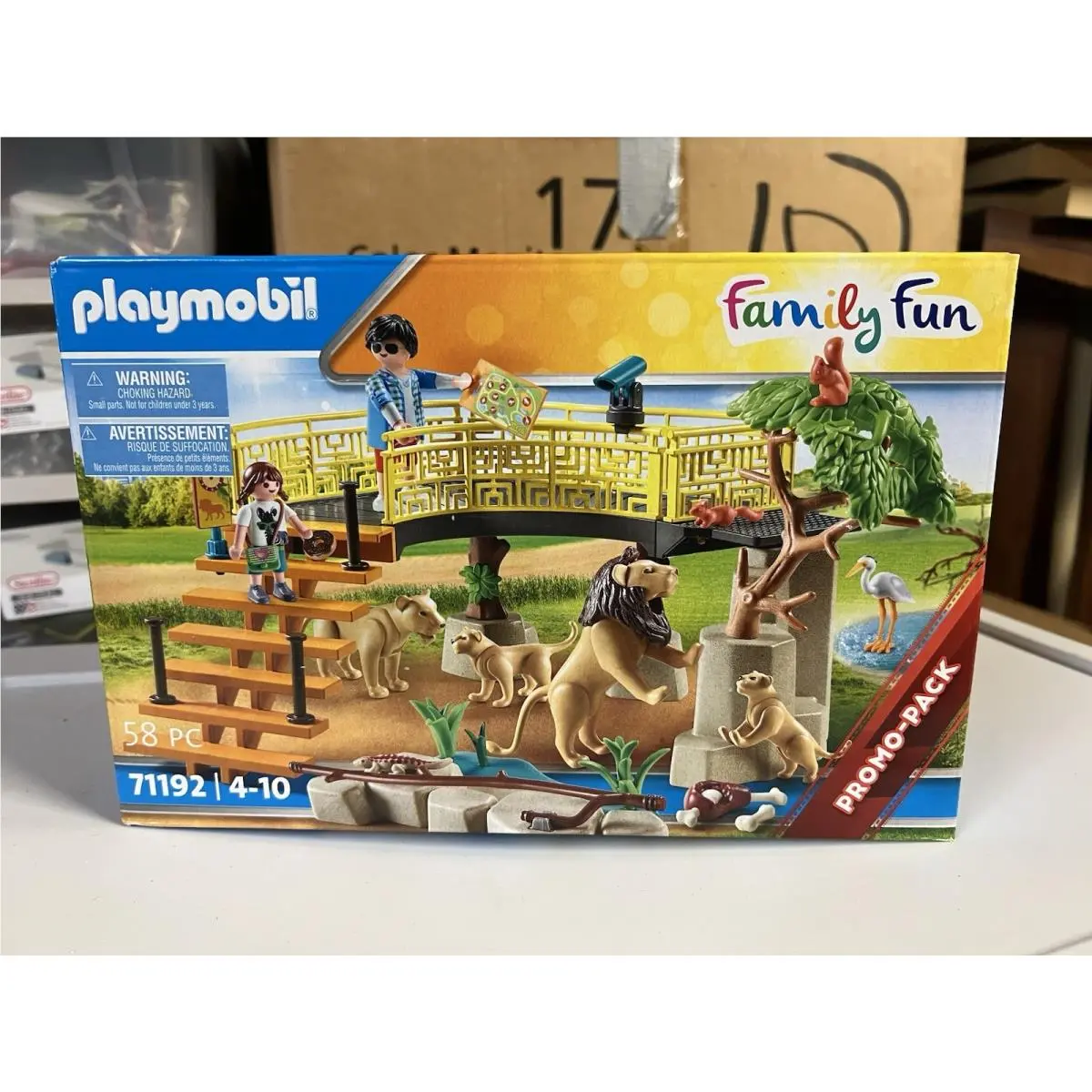 Playmobil 71192 Family Fun Outdoor Lion Enclosure Promo-pack Set Rare