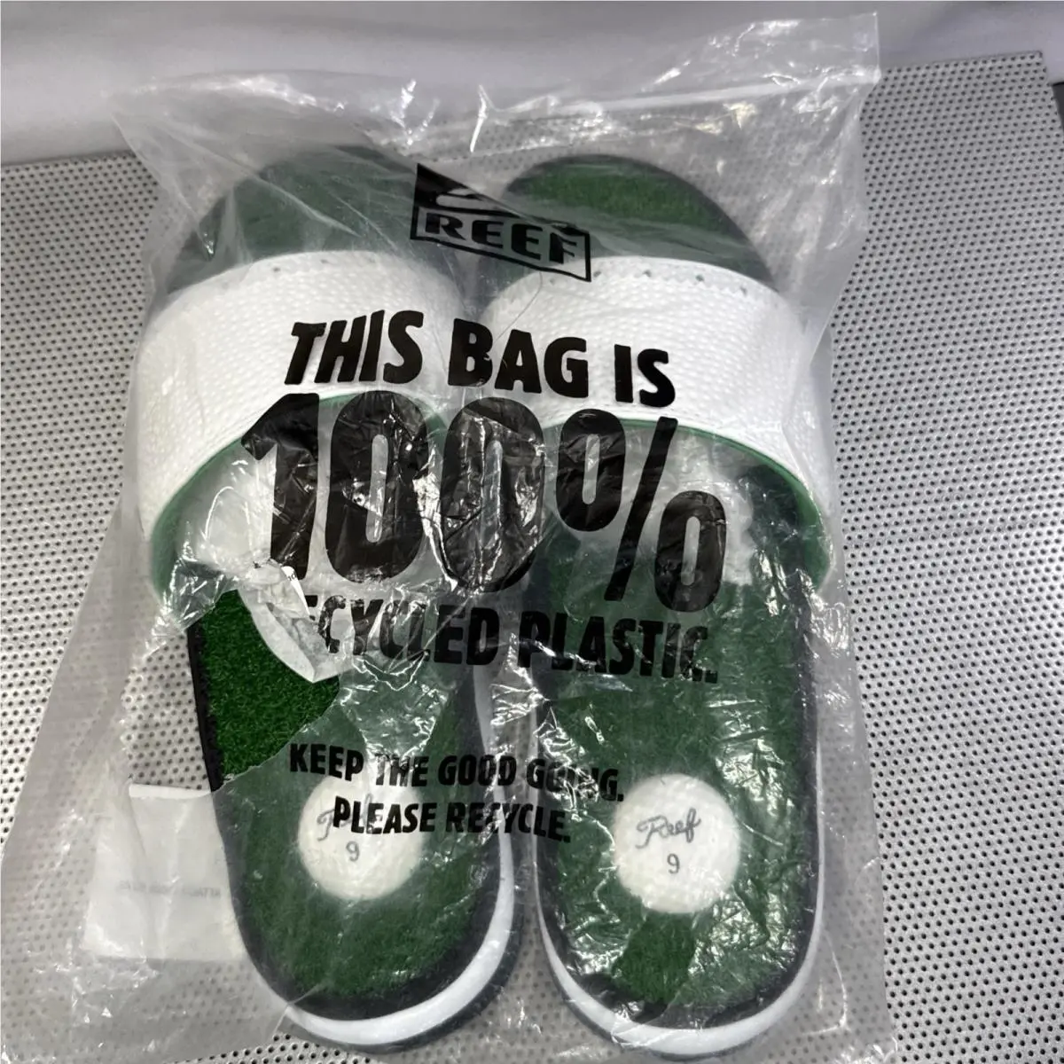 Mulligan Golf Slide Men`s Sandals Green 9 Medium Putting Green by Reef