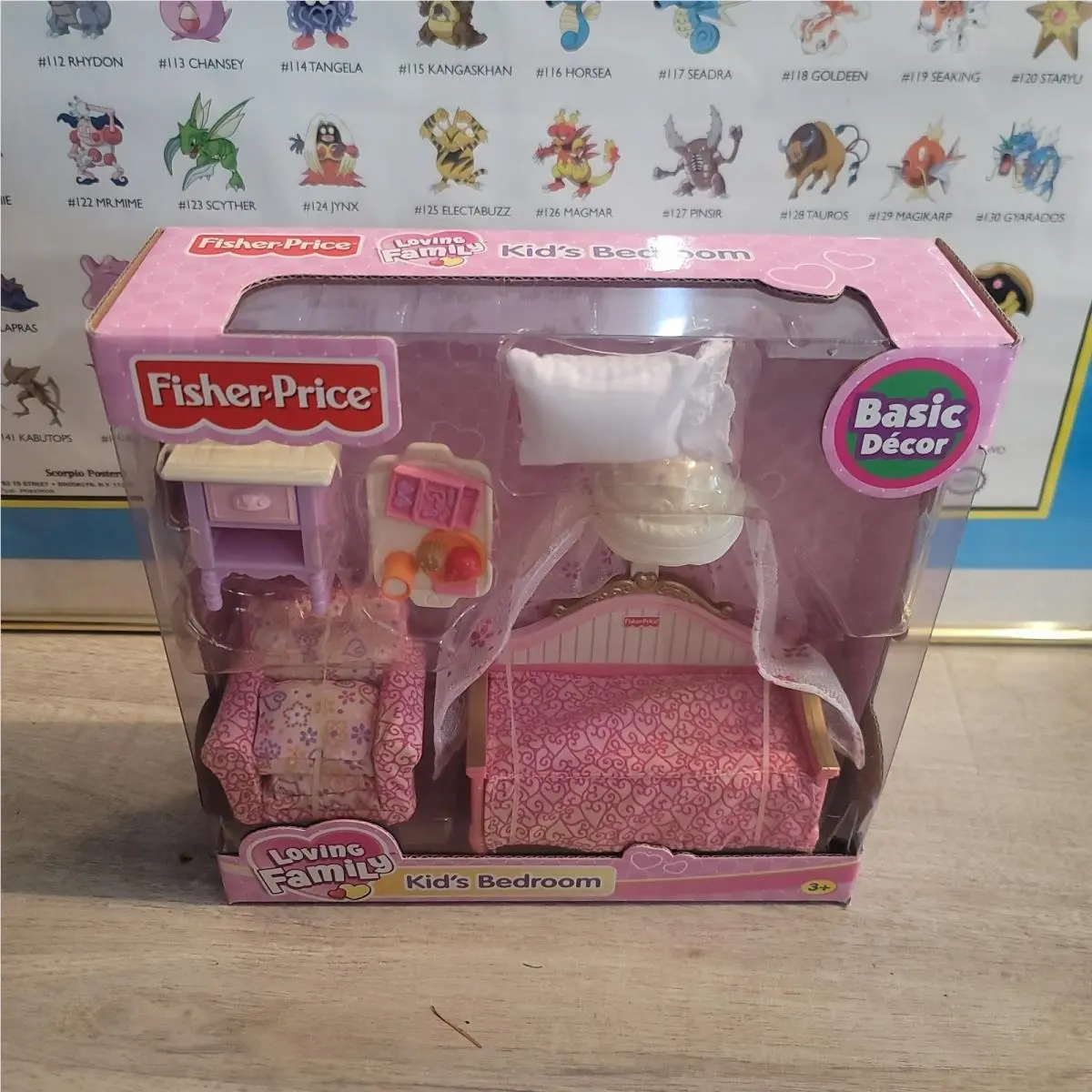 Fisher Price Loving Family Dollhouse Kid`s Bedroom 2005