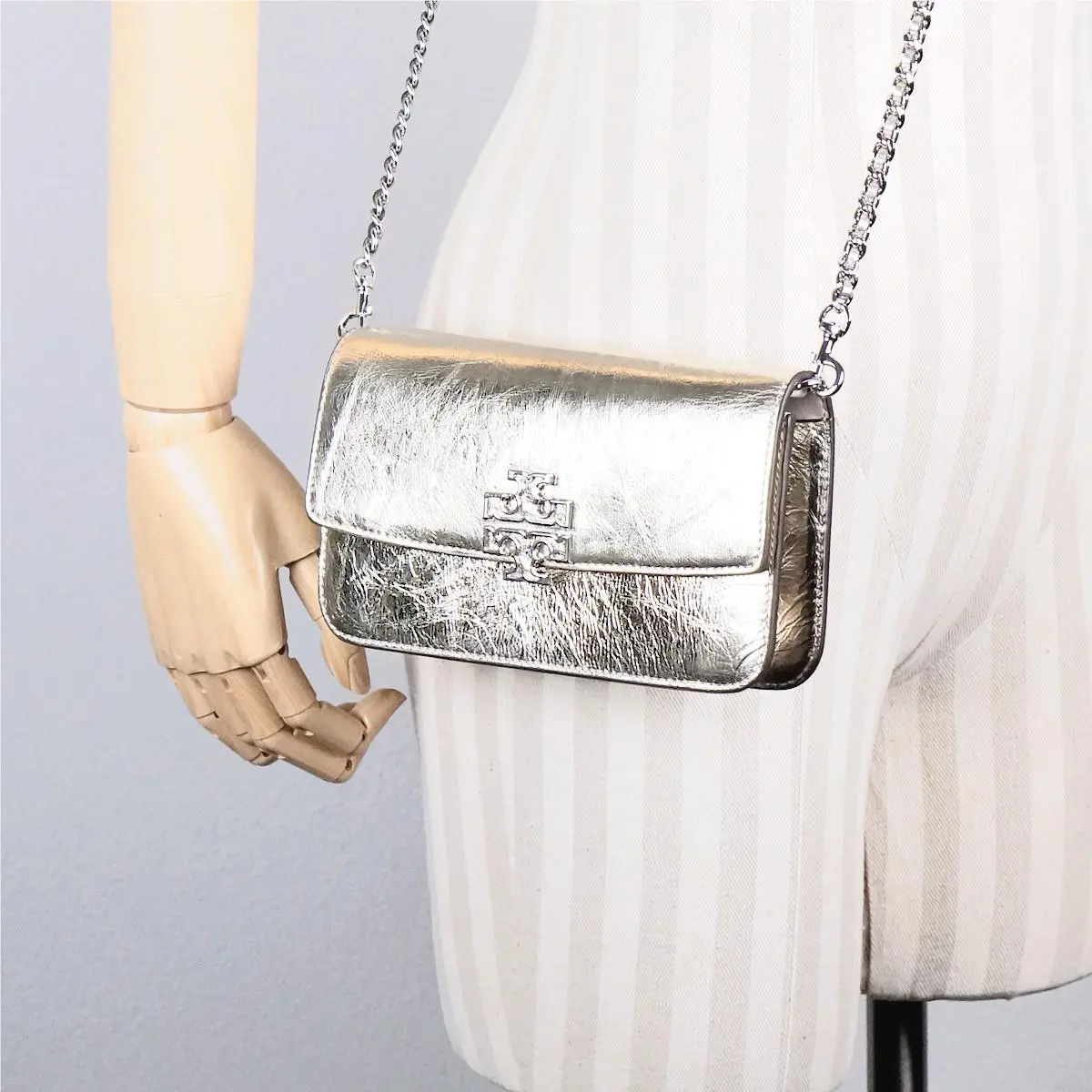 Tory Burch Britten Spark Gold Crossbody Shoulder Bag Clutch Wristlet 153329