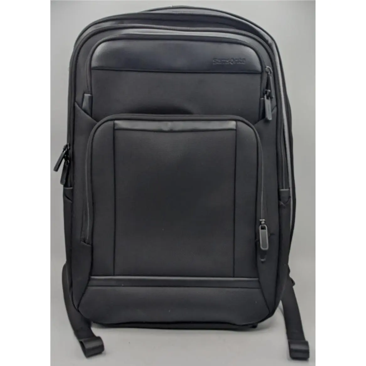 Samsonite Pivot Backpack 18.5Hx12.0L X8.0W Business/travel
