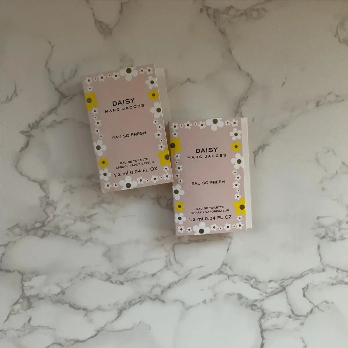2x Marc Jacobs Daisy Eau So Fresh Perfume 0.04oz/1.2mL Sample Spray Vial