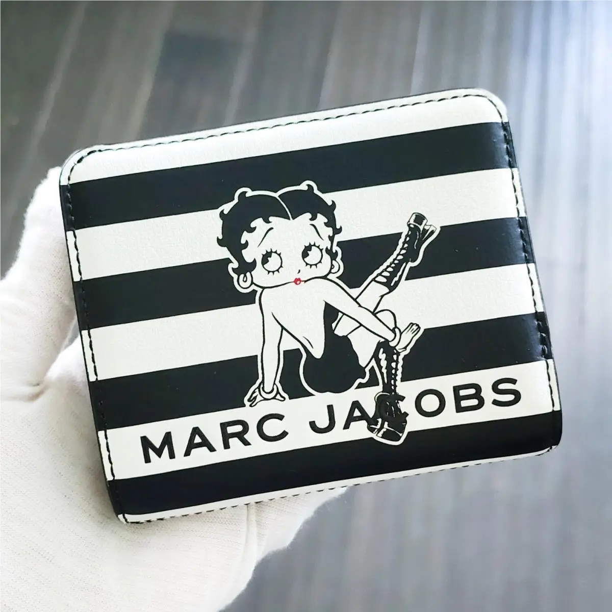 Limited Release Marc Jacobs Betty Boop Bi-fold Wallet with Coin Pocket
