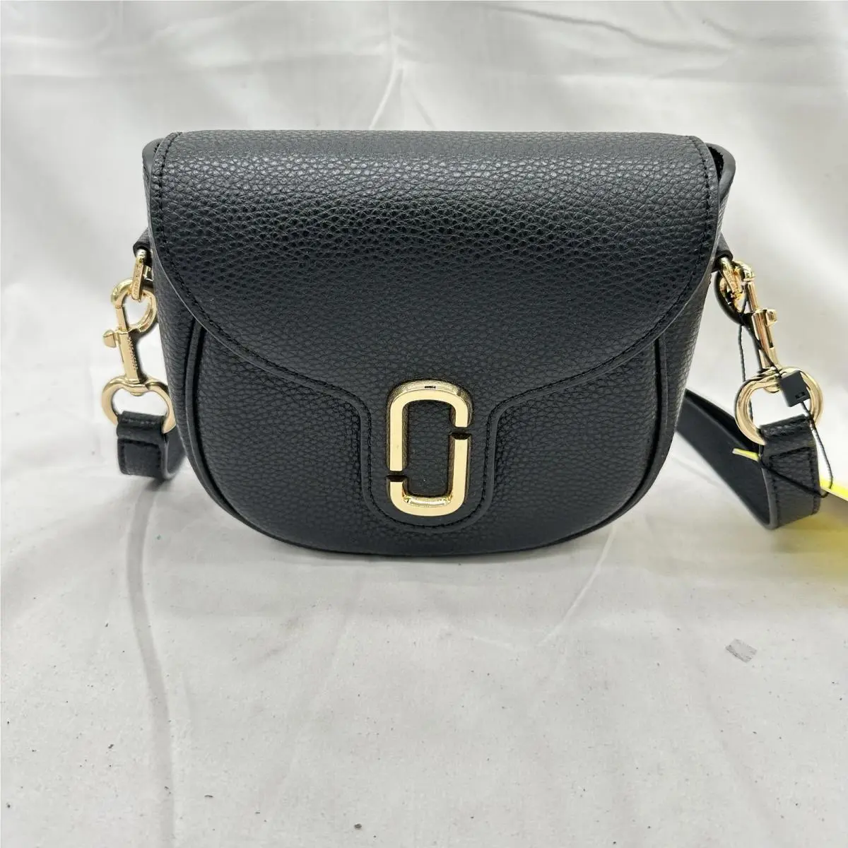 Marc Jacobs Womens The Pebble Saddle Bag Leather Black
