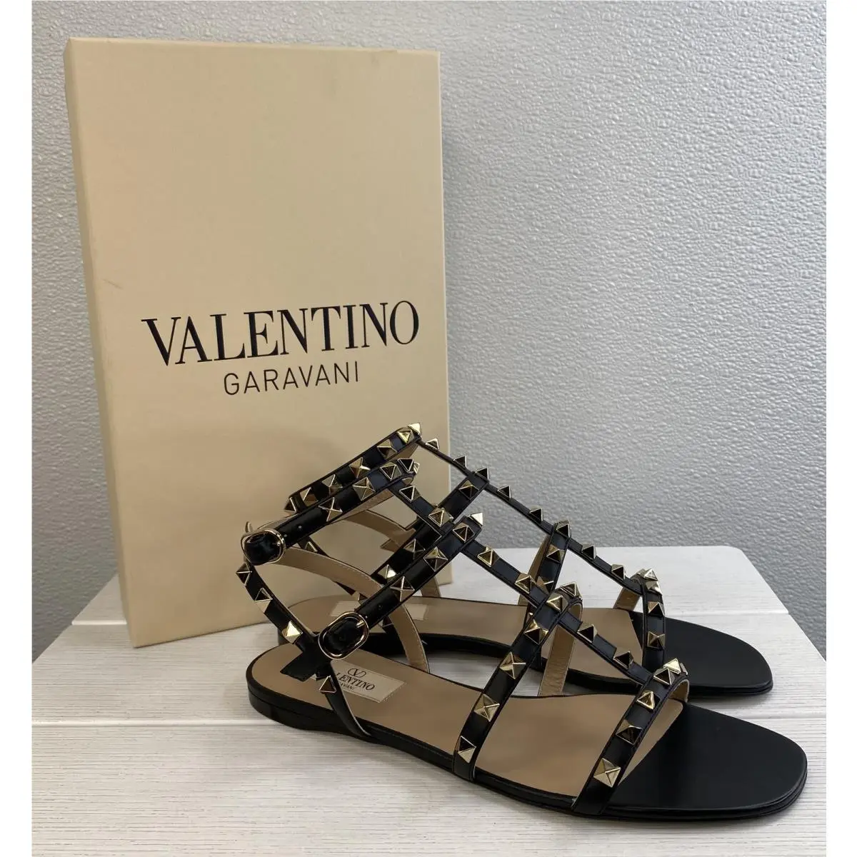 Valentino Garavani Rockstud Caged Sandal Women US8.5 EU38.5 Black Leather Straps