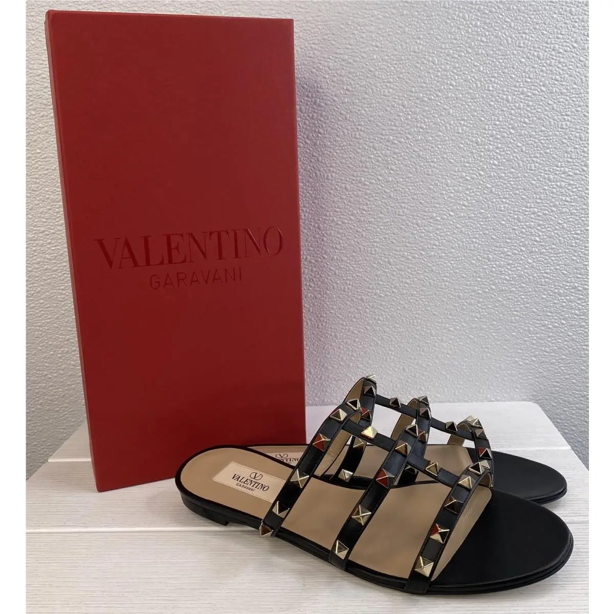 Valentino Garavani Rockstud Caged Sandals Women`s US7 EU37 Black Leather Slides
