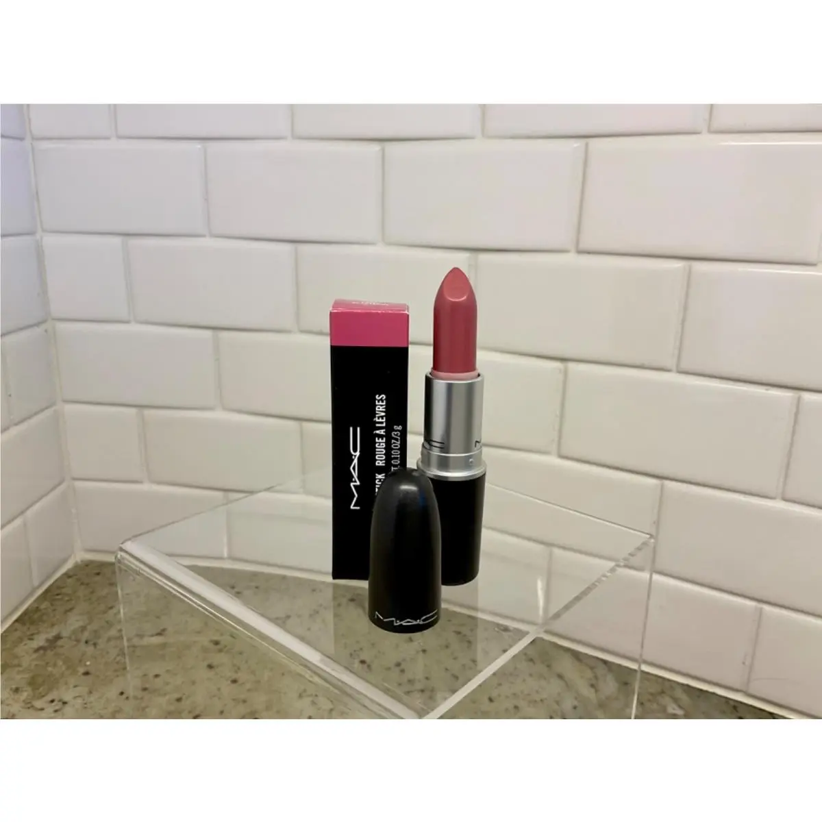 Mac Creme DE LA Femme Frost Lipstick Full Size 307