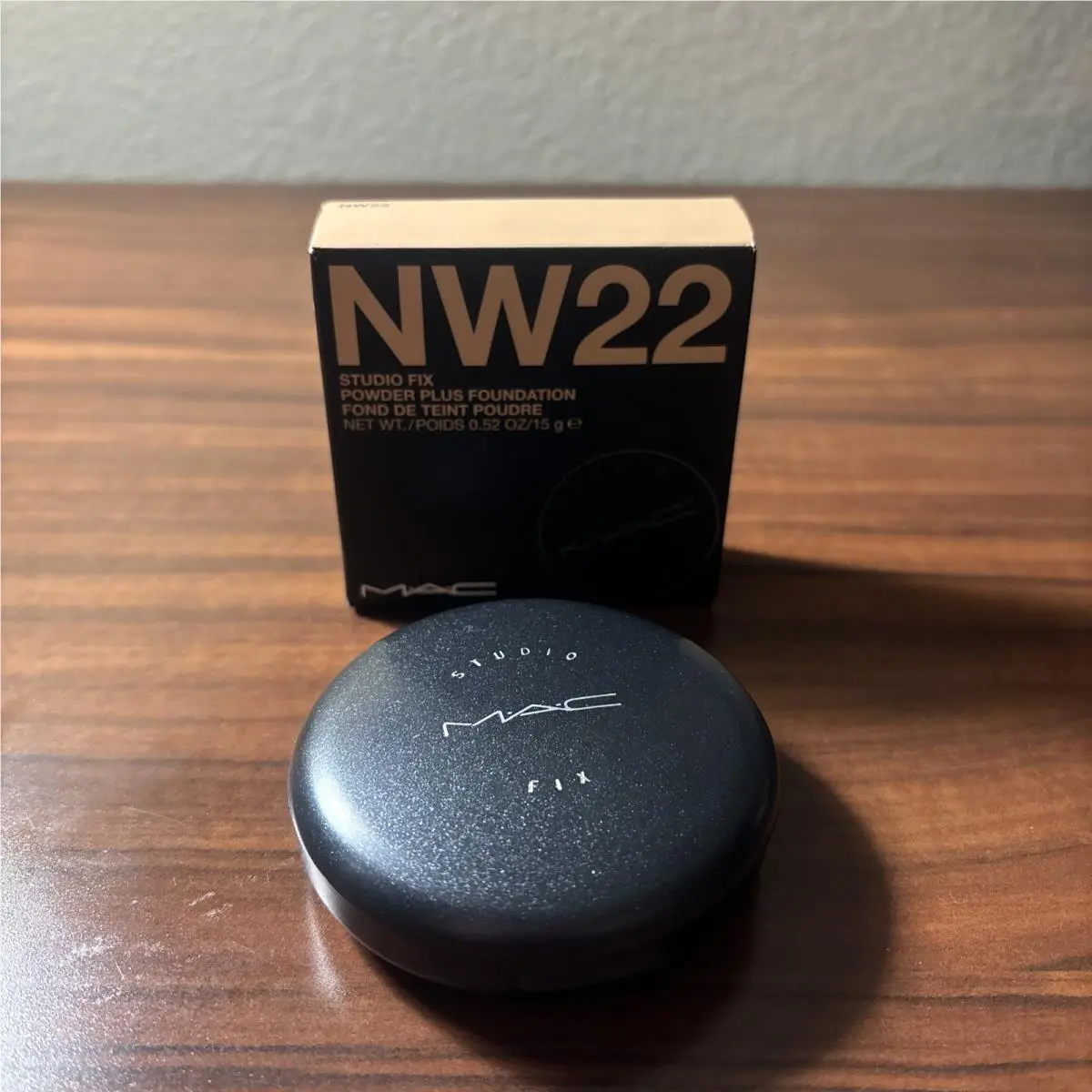 Mac Studio Fix Powder Plus Foundation - NW22 - 15g/0.52oz Formula
