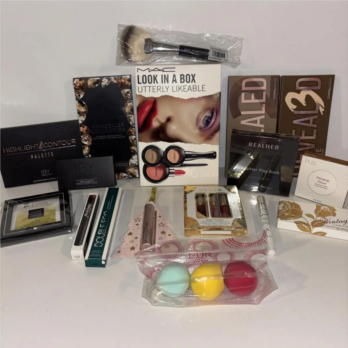 Makeup Lot Mac / Pur / Iby More…