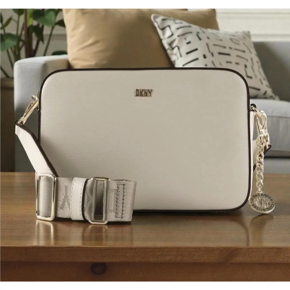 Dkny Bryant Park Camera Crossbody Bag with Logo Webbing Strap