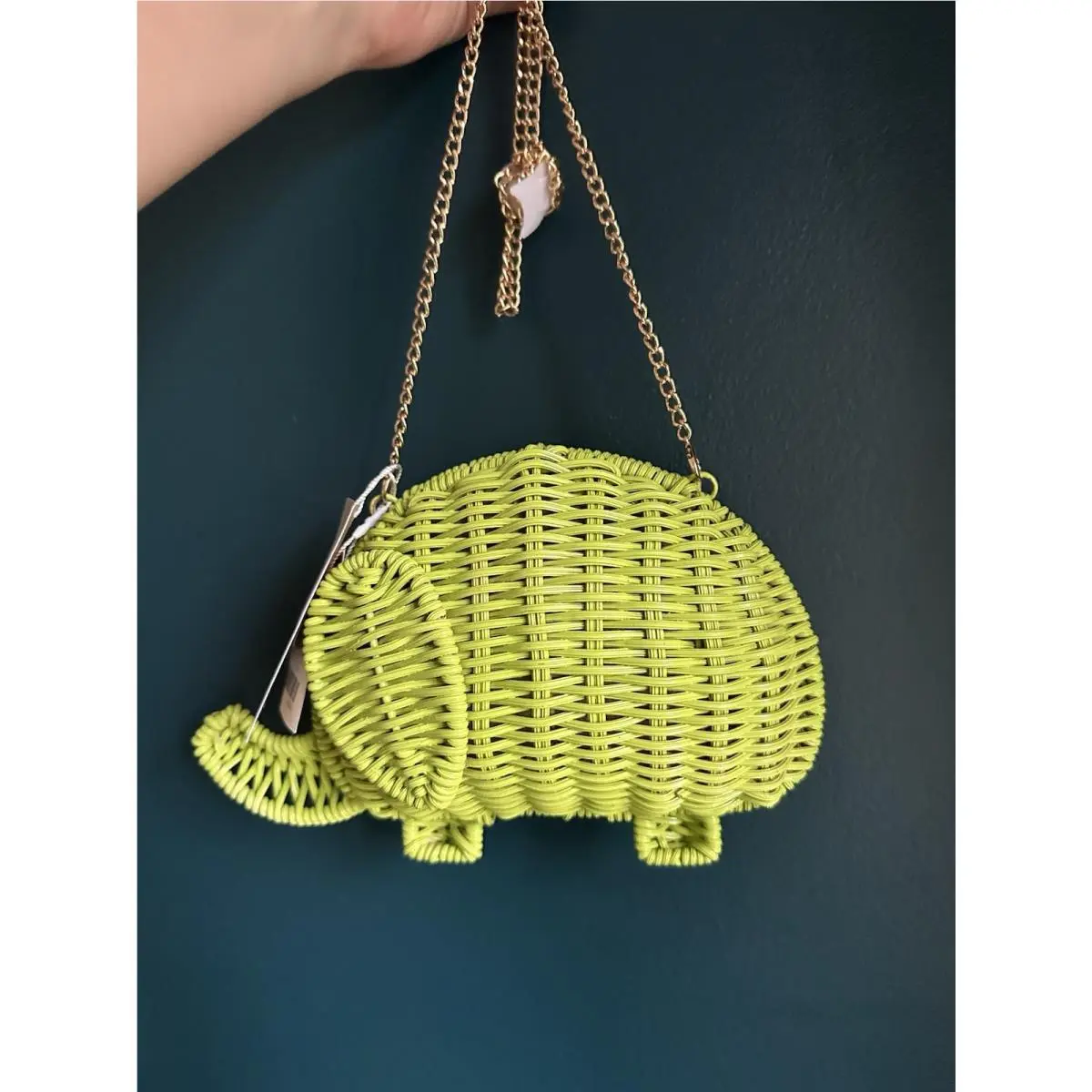 Green Tommy Bahama Rattan Wicker Elephant Crossbody Bag Purse Clutch