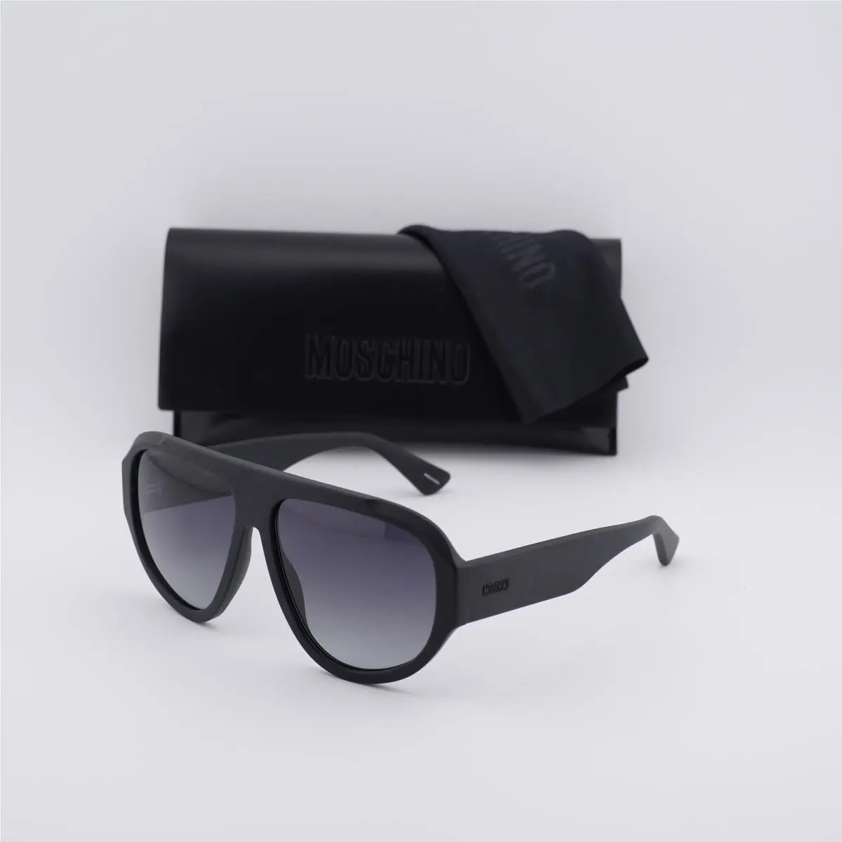 MOS183/S 0003 9O Matte Black/grey Gradient 61-14-145 Sunglasses by Moschino