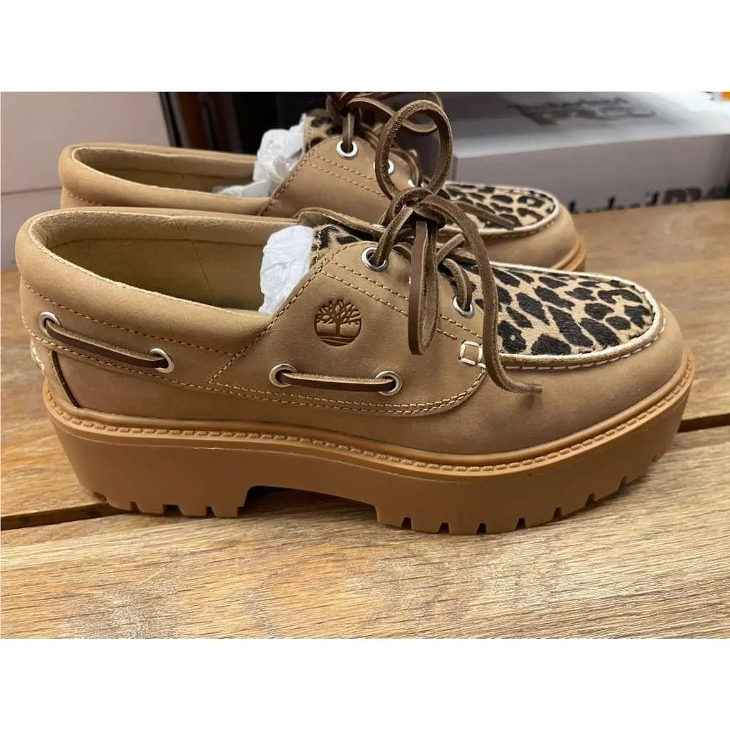 Timberland Women`s Stone Street Boat Shoe Medium Beige Nubuck A2GVF-EN3