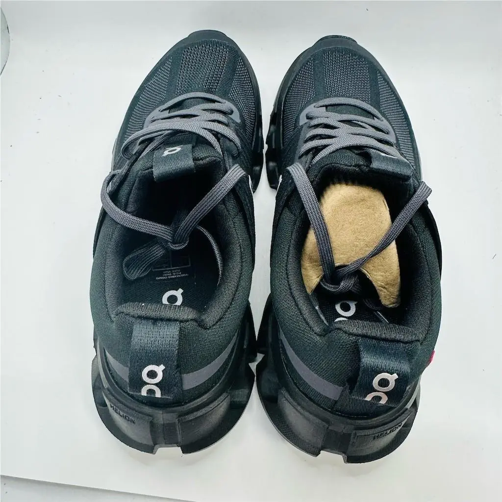On-Running shoes - Cloudswift (Youth) - Cloudswift Youth - Black 3