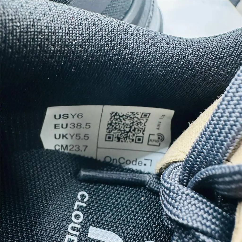 On-Running shoes - Cloudswift (Youth) - Cloudswift Youth - Black 6