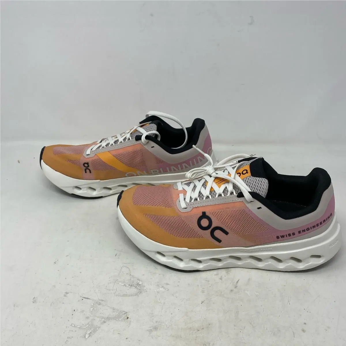 On-Running shoes - Tangerine (UPC: 7615537232584) 0