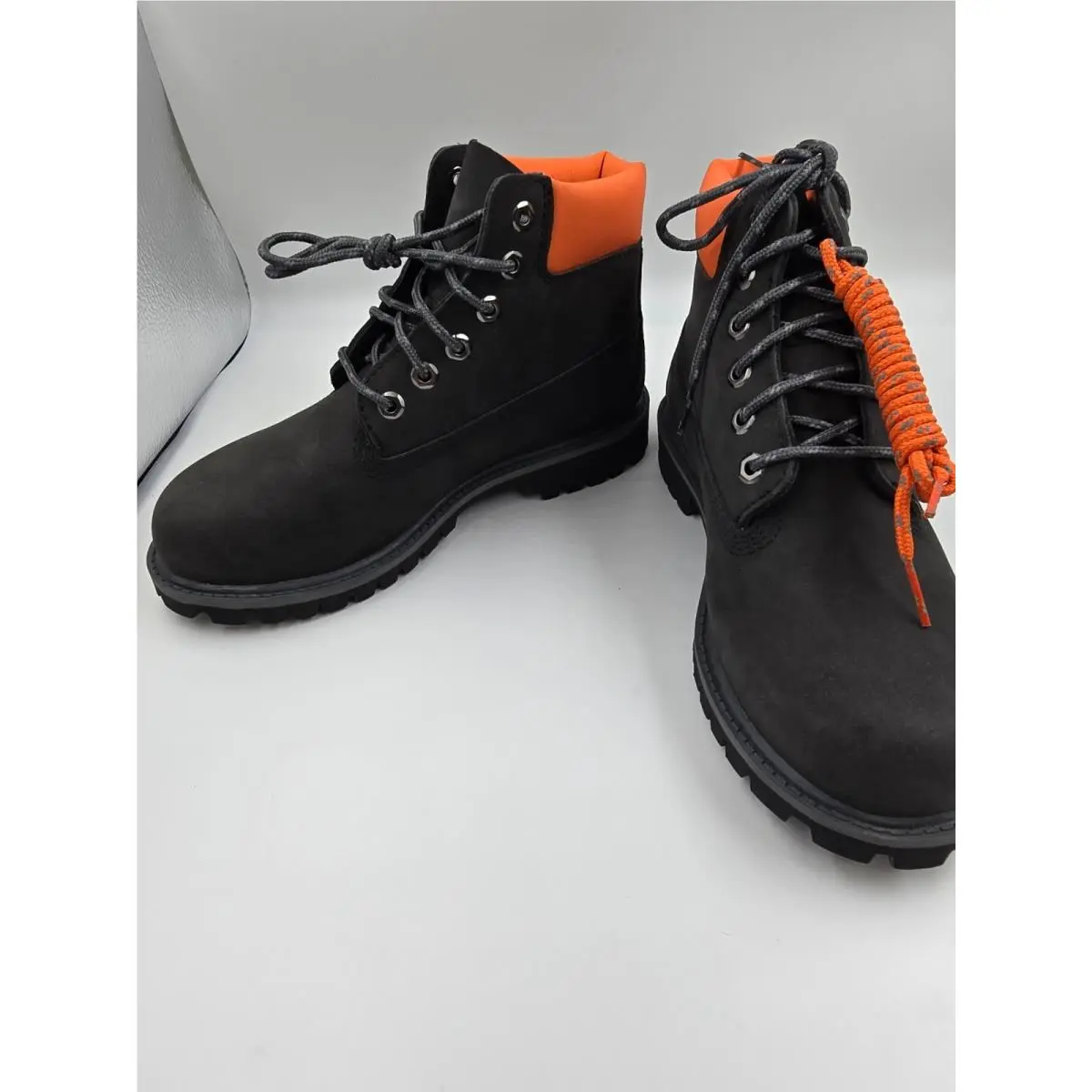 Timberland shoes - Black (UPC: 191478618573) 1