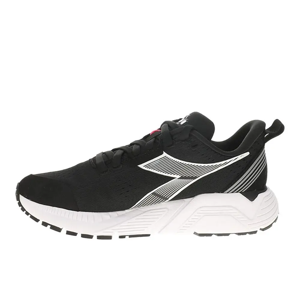 Diadora shoes - diadora Mythos Blushield Vigore 2 Running - 179072-C5202 - Black, White 6
