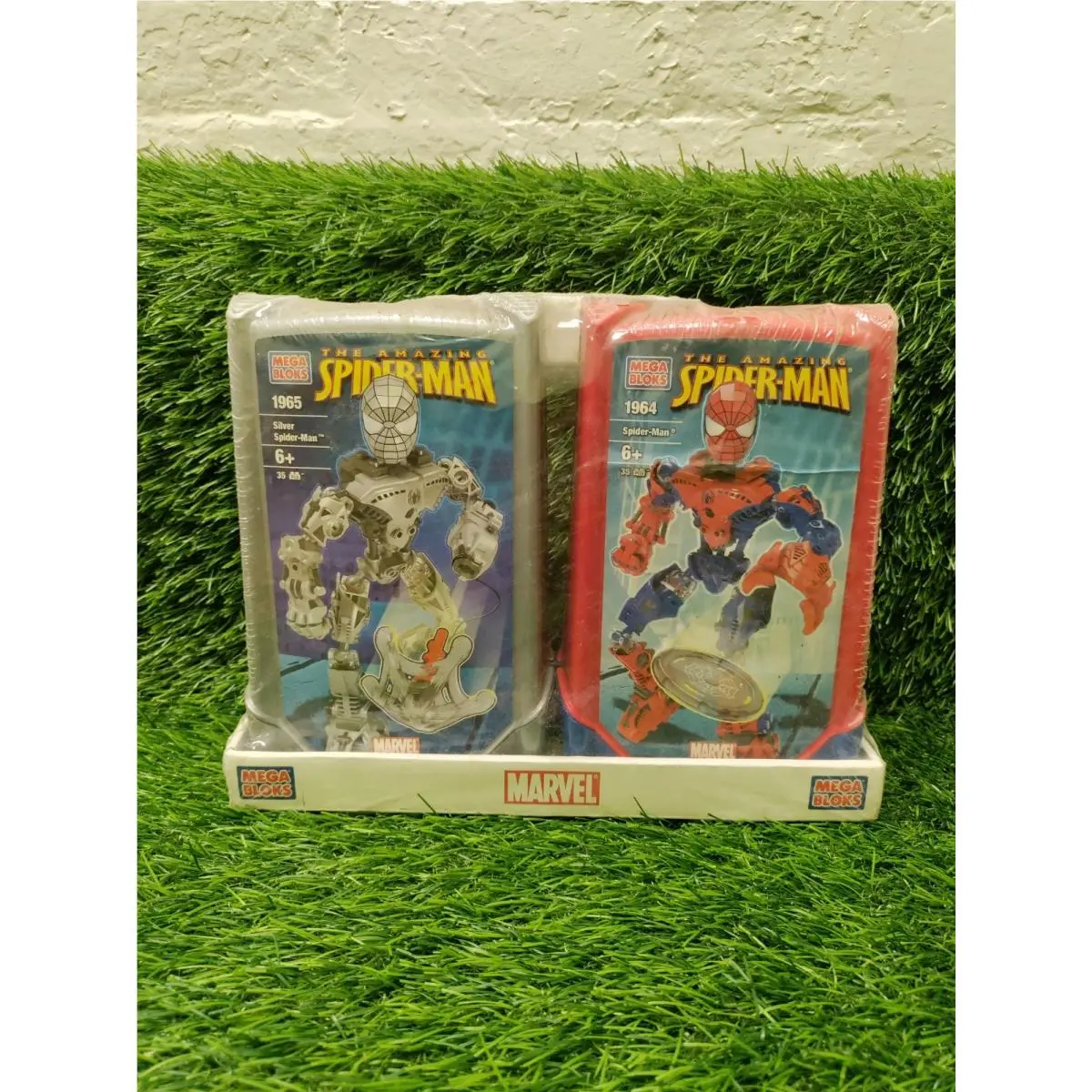 2005 The Amazing Spider-man Mega Bloks Marvel Double Pack 1964 1965