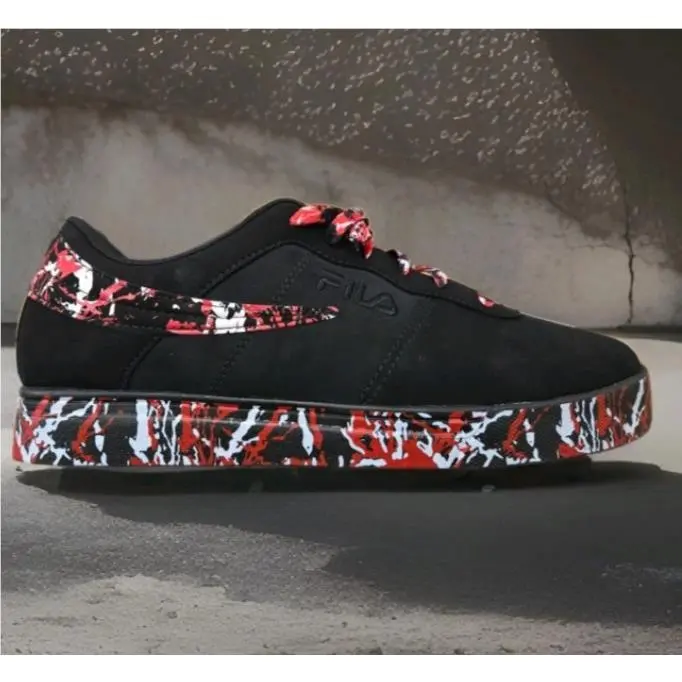 Fila Vulc 13 Low Marble Men`s 11 Wide EE Black/red/white Canvas Low Top Rare