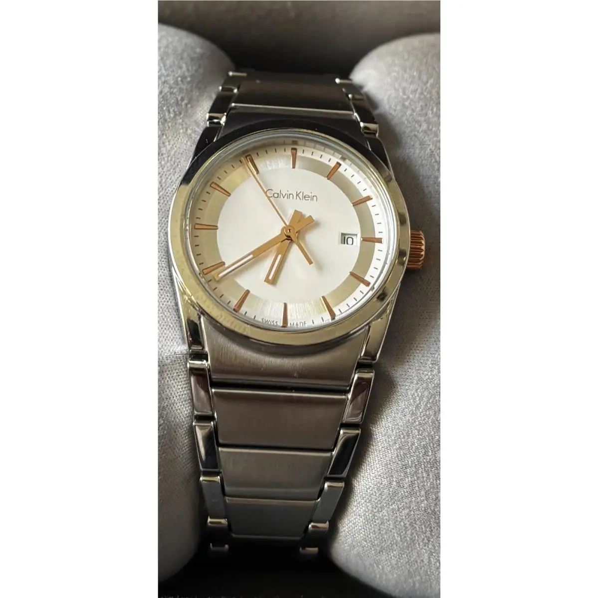 Calvin Klein Ladies Quartz Watch with Stainless Steel Strap K6K33B46