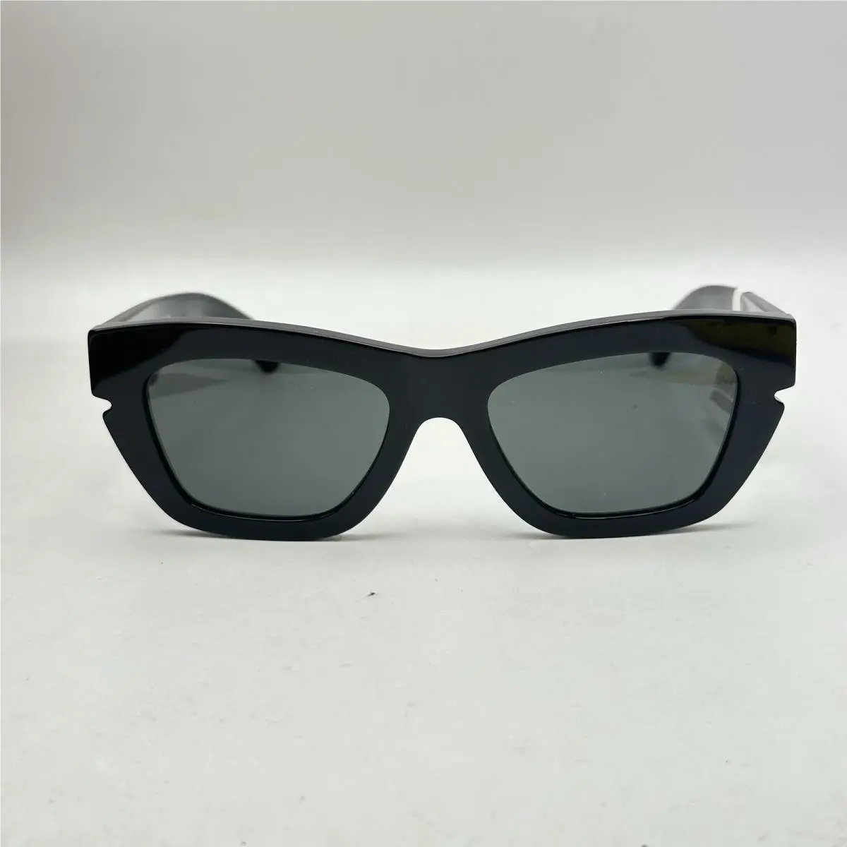 Burberry Womens Thick Chunky Squre Cat Eye Acetate Sunglasses BE 4454 Black/gray