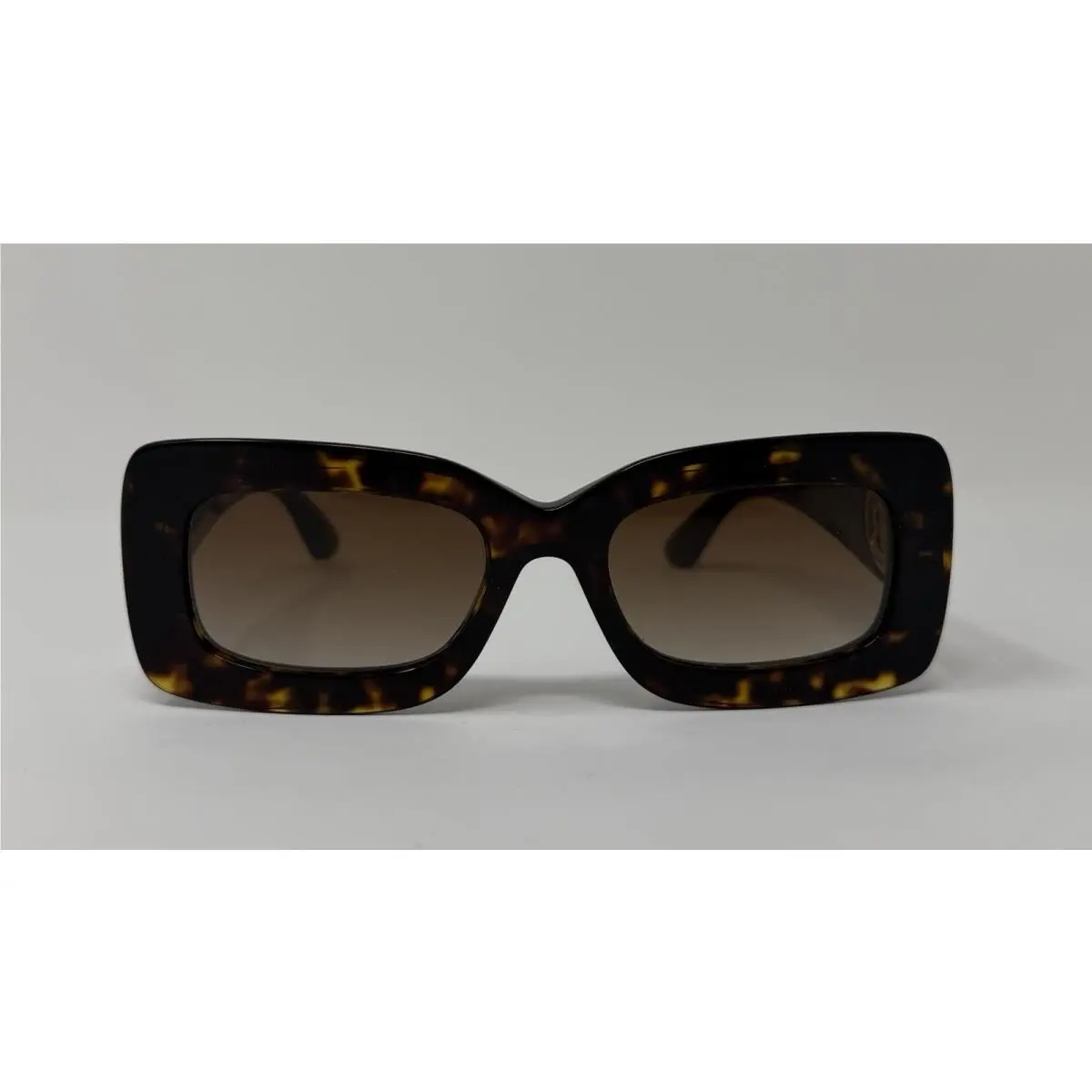 Burberry Astrid B4343 3002/13 Brown Tortoise Sunglasses. Size 52-19-140