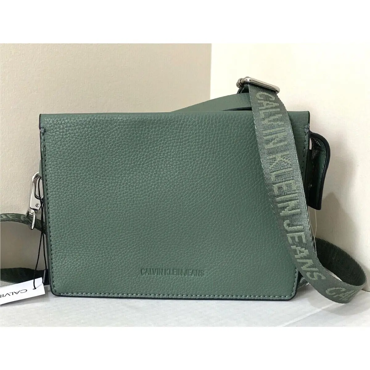 Calvin Klein Jeans Vegan Pebbled Leather Crossbody Bag Army Green