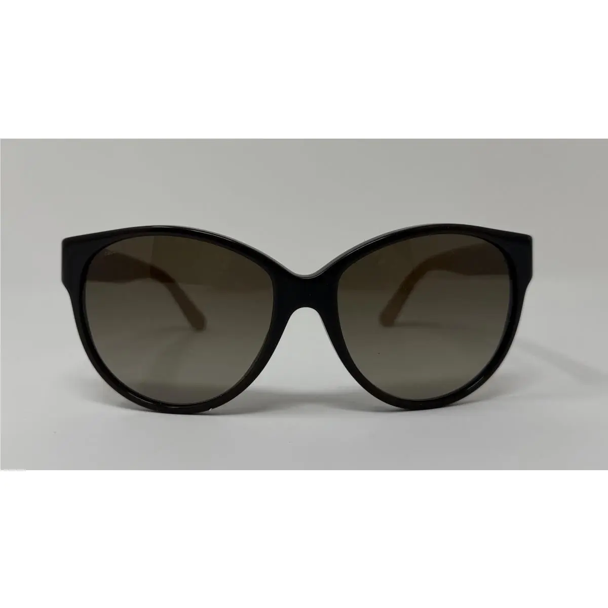 Burberry B4088-M 3237/13 Brown Sunglasses Brown Gradient Lens. Size 57-16-135