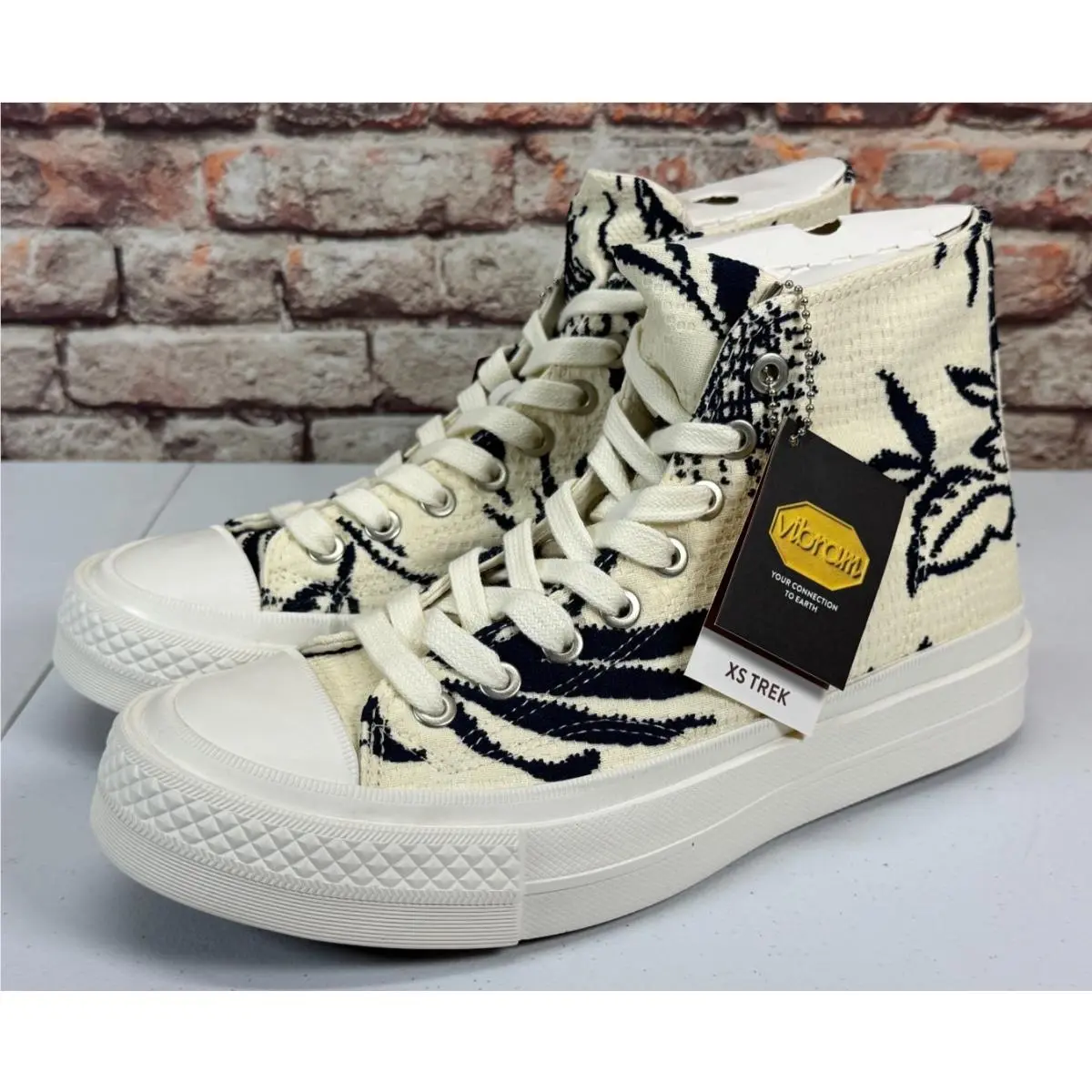 Converse shoes - CONVERSE ALL STAR FIRST STRING CHUCK TAYLOR - White 1
