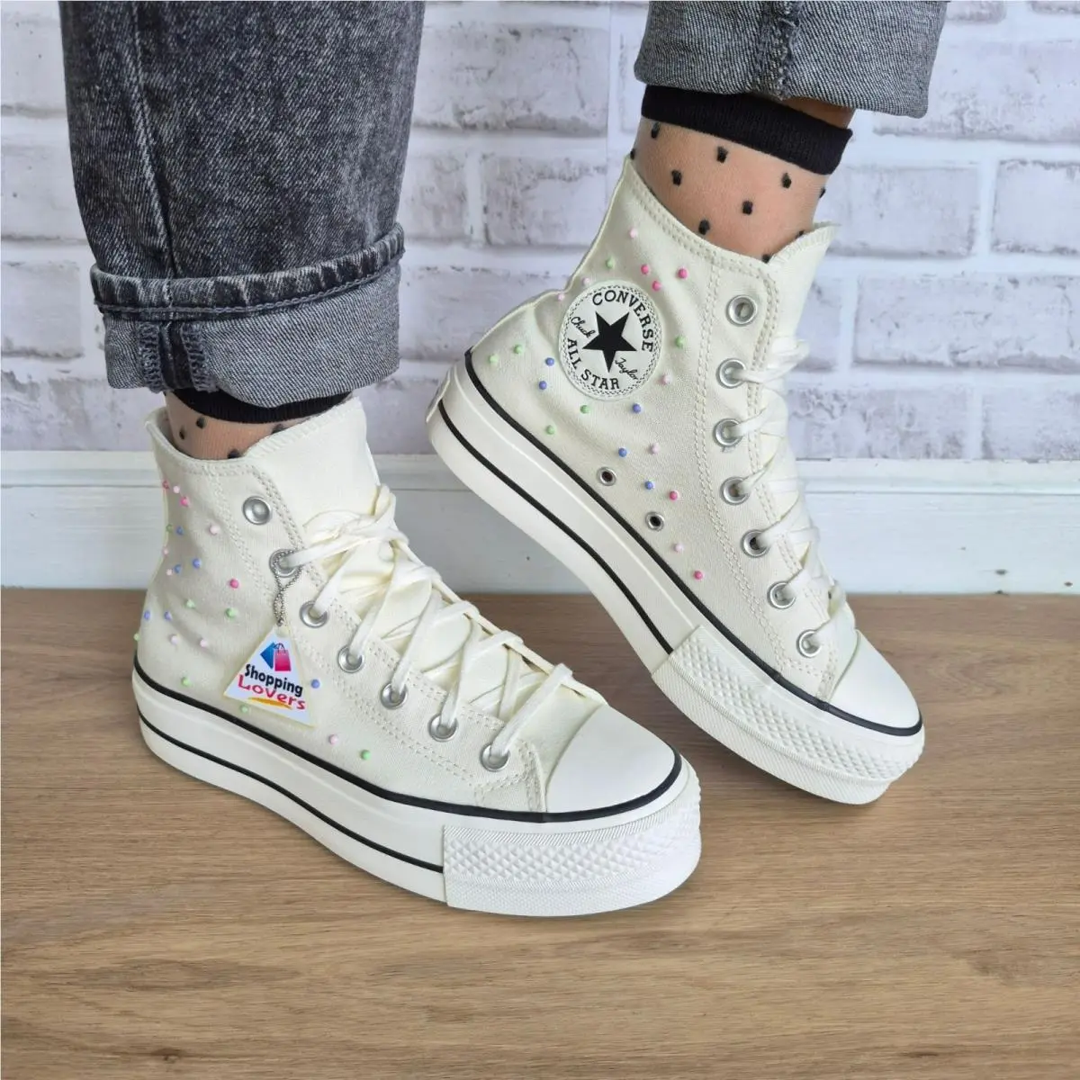 ⭐converse Chuck Taylor Lift Hi Sz 7 Women’s Shoes Sneaker Studded Beige A19140C